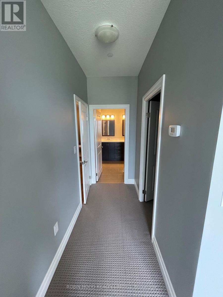 #UNIT 612 150 WELLINGTON STREET E - 7