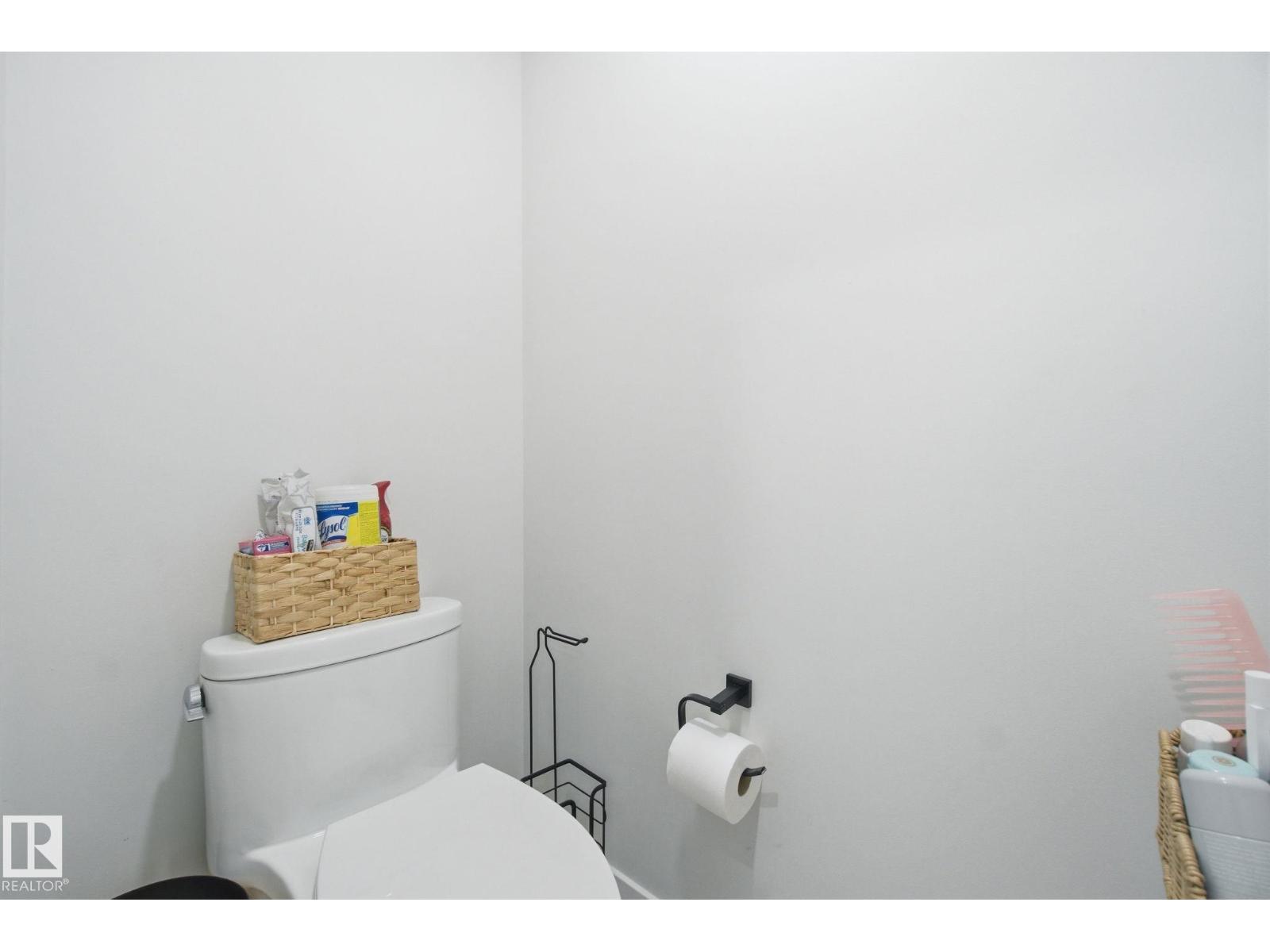 9831 223 ST NW, Edmonton