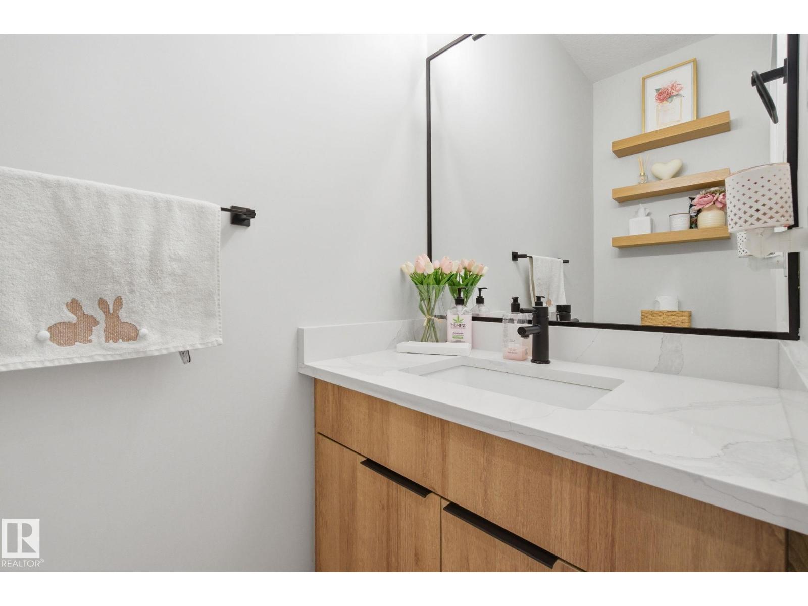 9831 223 ST NW, Edmonton