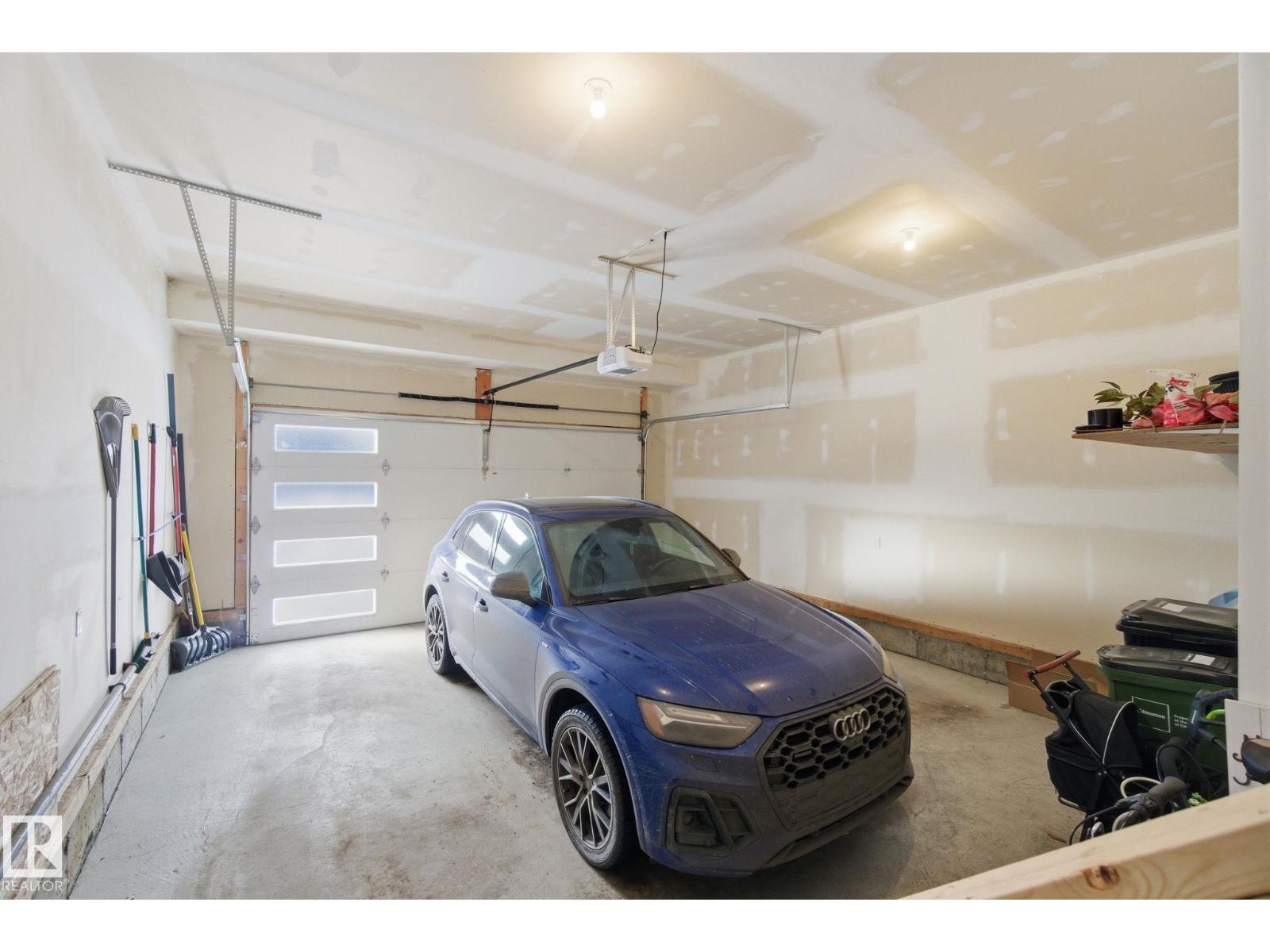 9831 223 ST NW, Edmonton