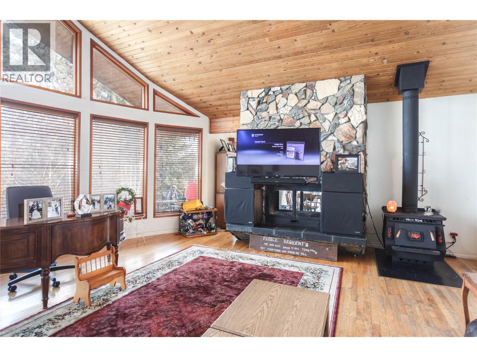  164 Cliffview Drive, Enderby