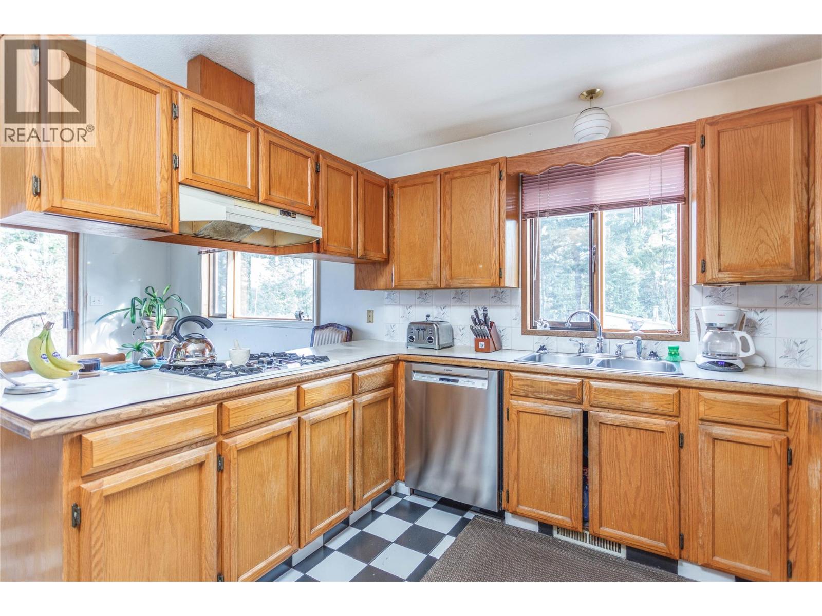  164 Cliffview Drive, Enderby