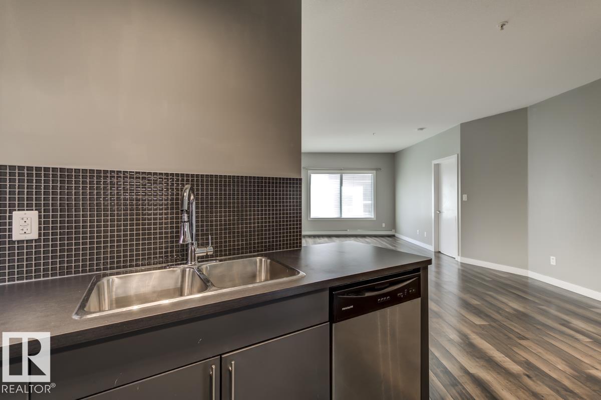 #412 10611 117 ST NW - 20