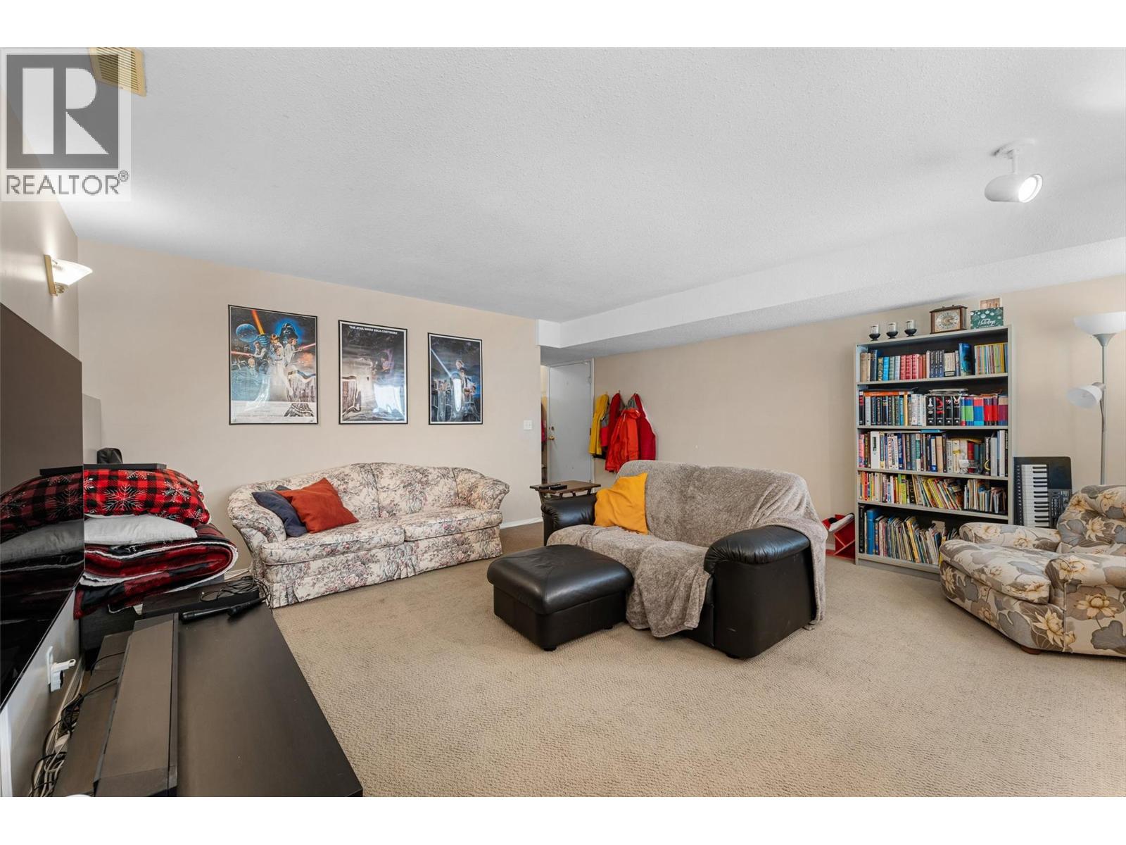 580 Spruceview Place N, Kelowna