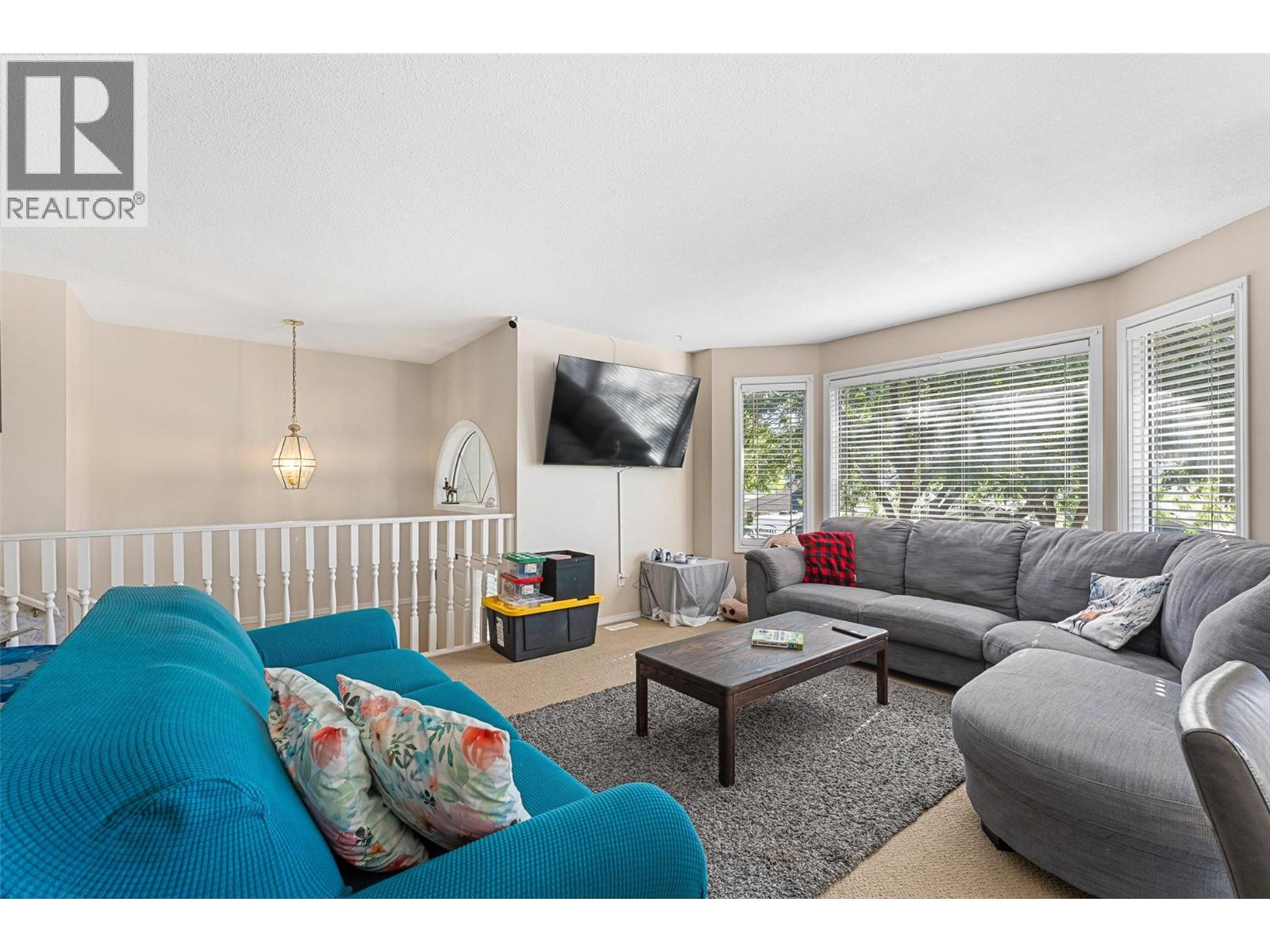 580 Spruceview Place N, Kelowna