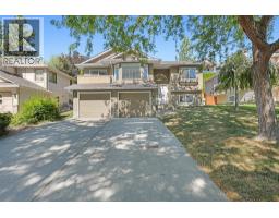  580 Spruceview Place North, Kelowna