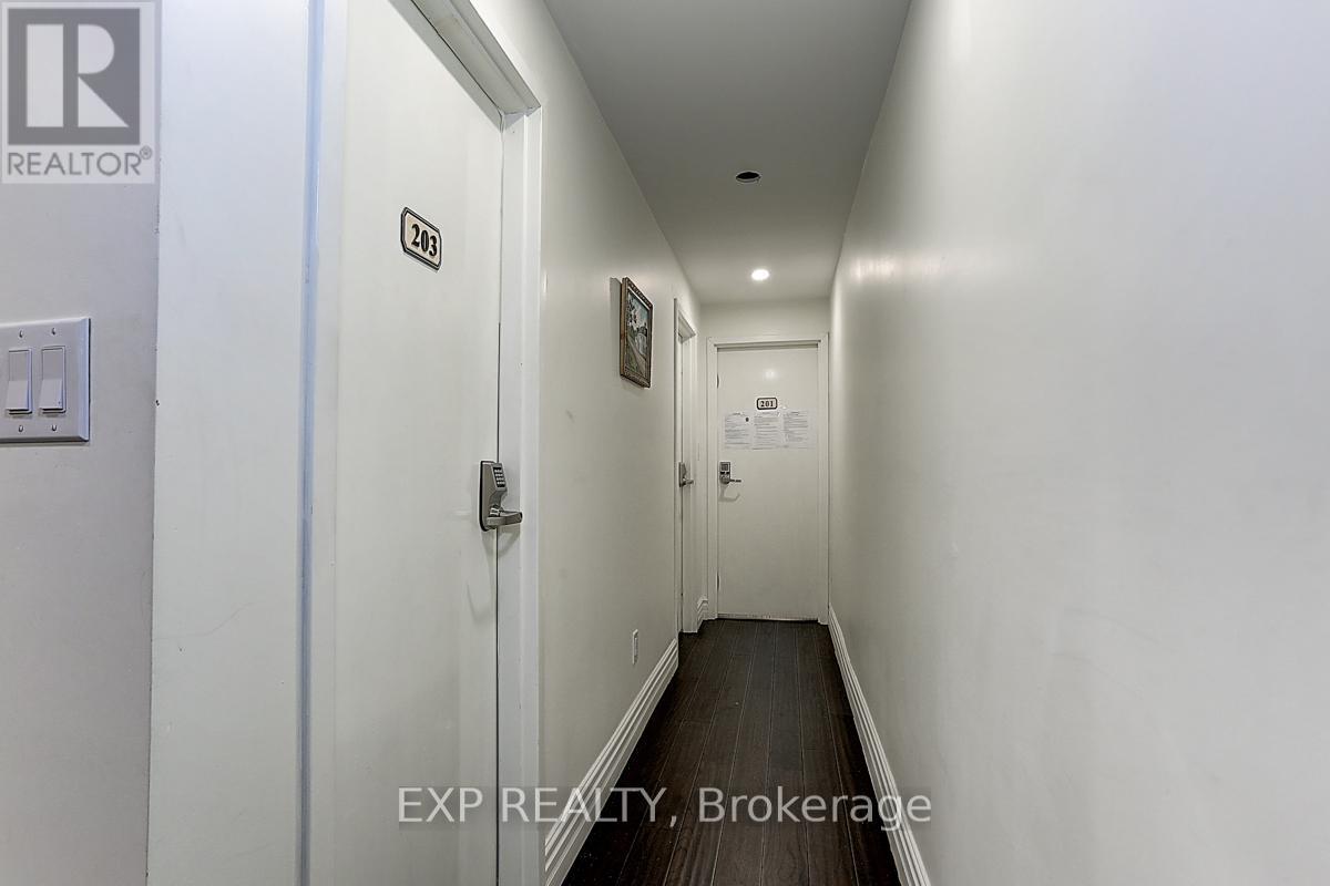 600 PARLIAMENT STREET - 16