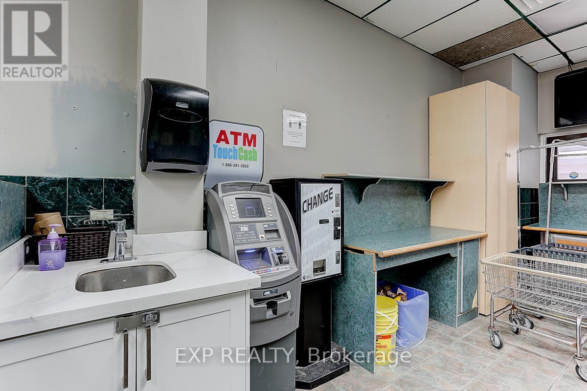 600 PARLIAMENT STREET - 28