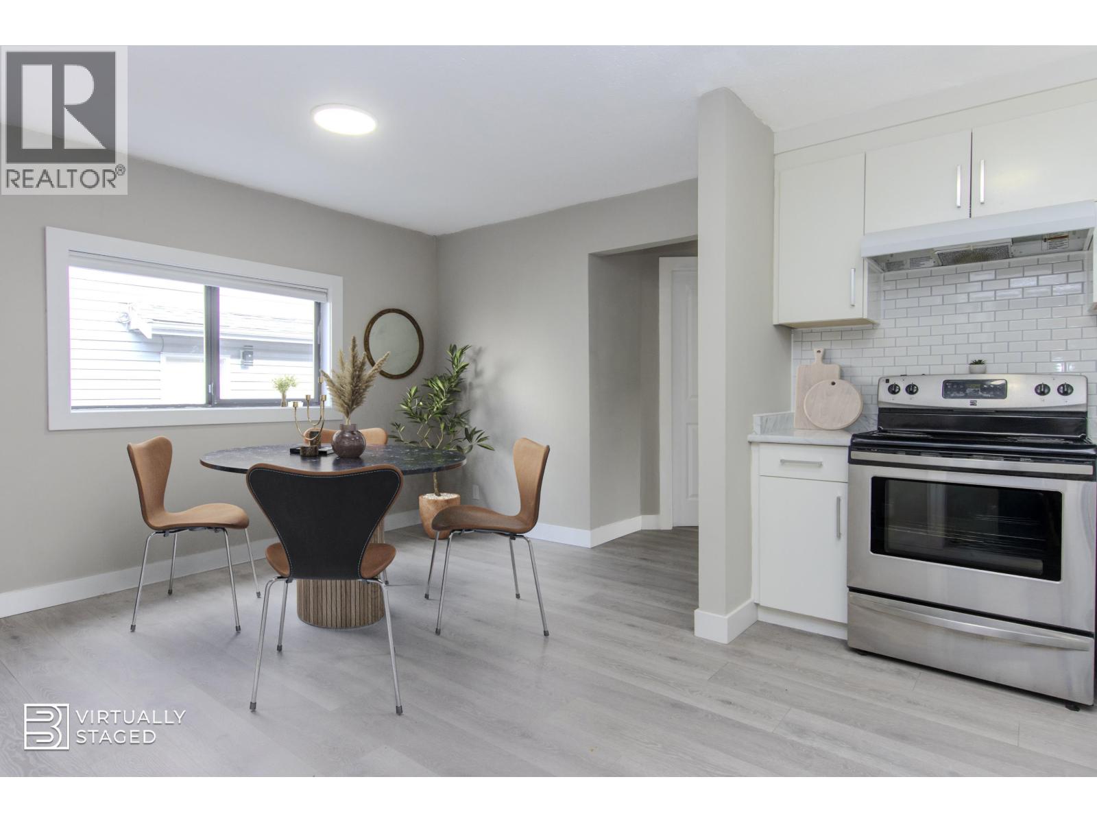 39727 GOVERNMENT ROAD, Squamish