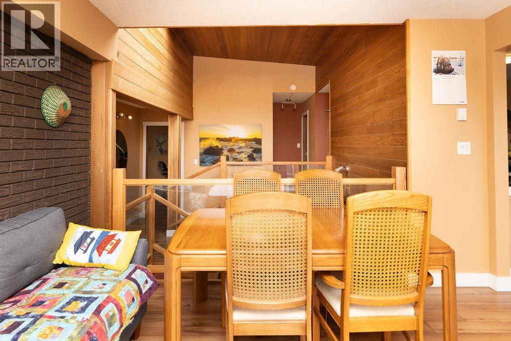 4934 GEER ROAD, Sechelt