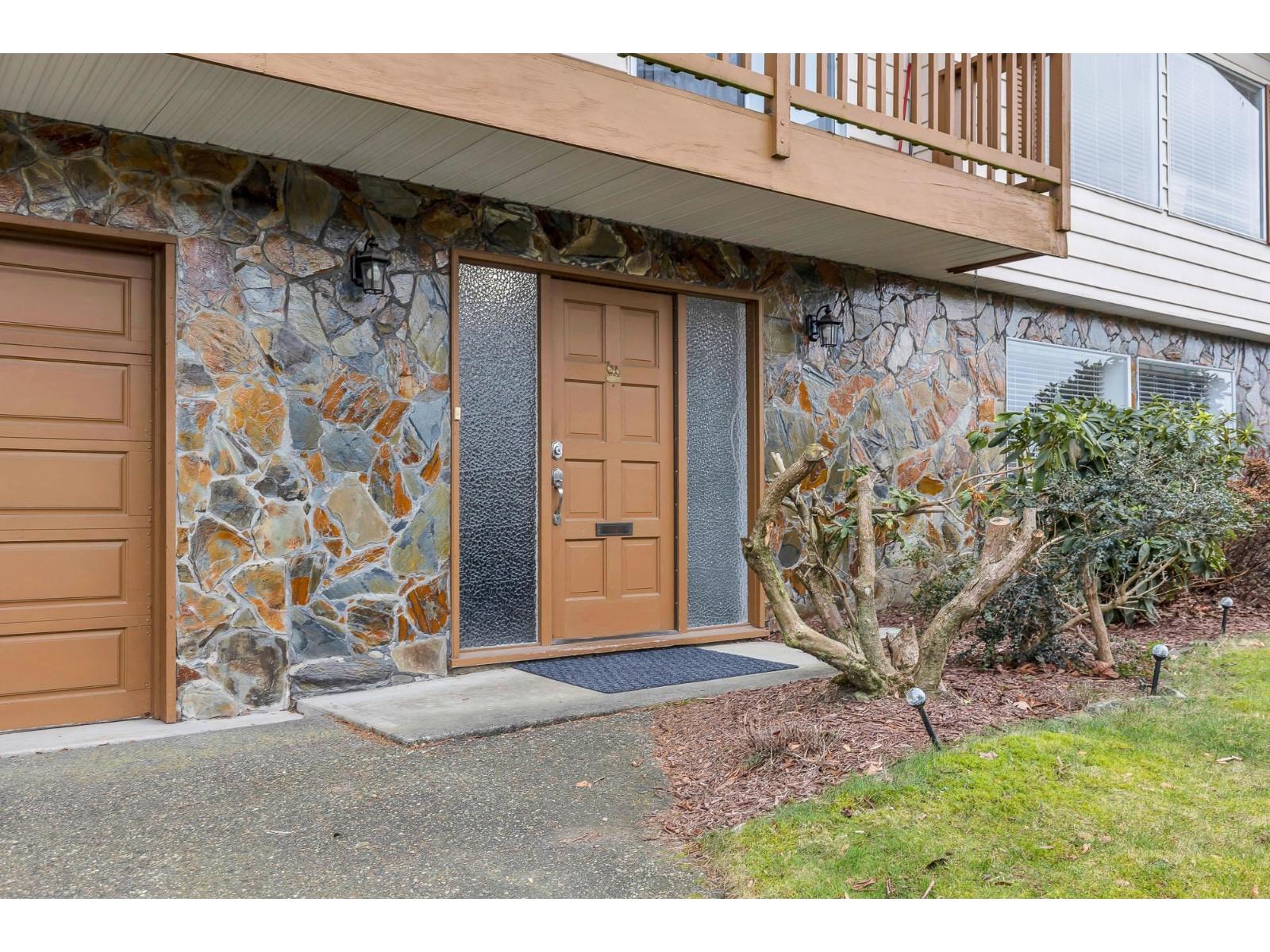 34648 BLATCHFORD WAY - Photo 3 of 40, Abbotsford, British Columbia