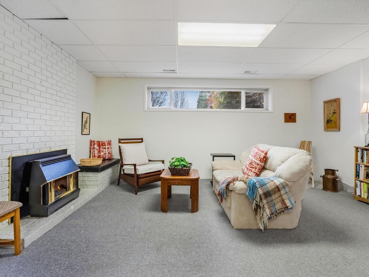 8884 HADDEN STREET, Langley