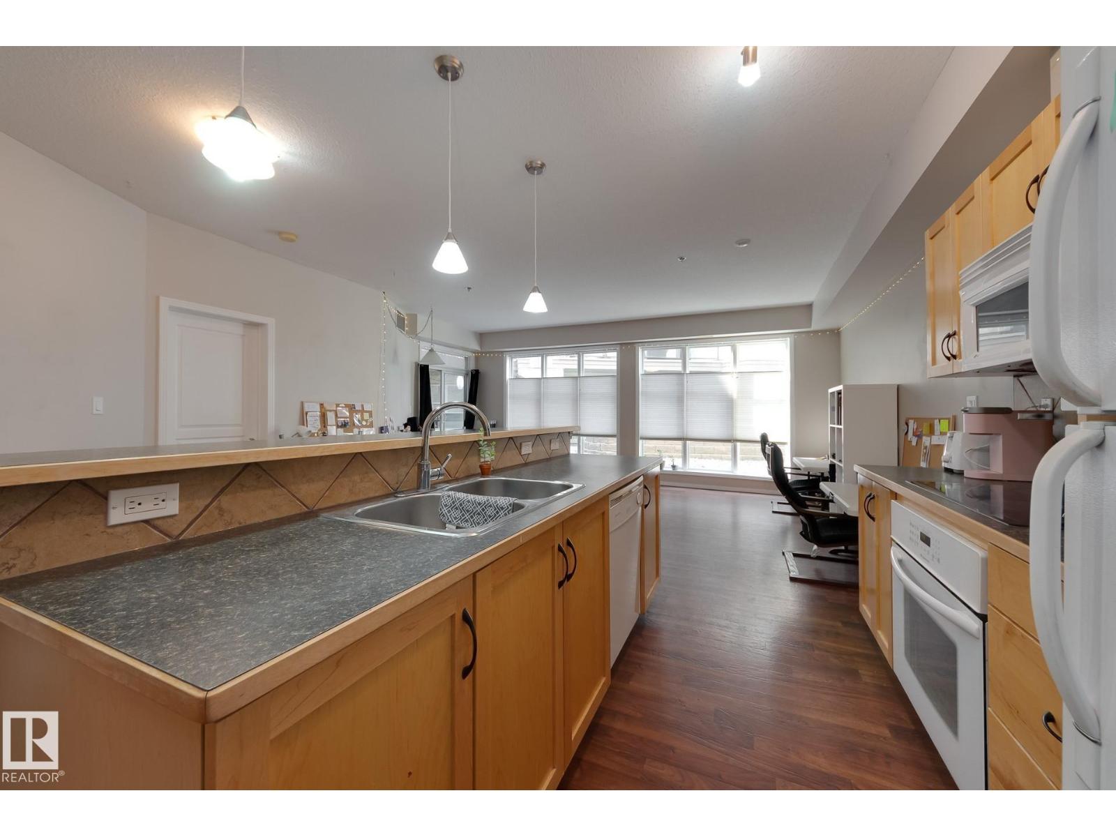 #162 4823 104A ST NW, Edmonton