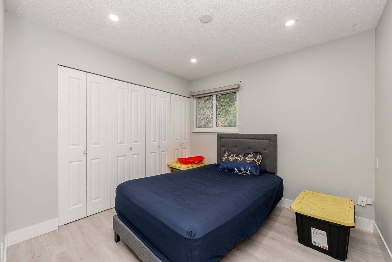 8330 SHEAVES Road, Delta