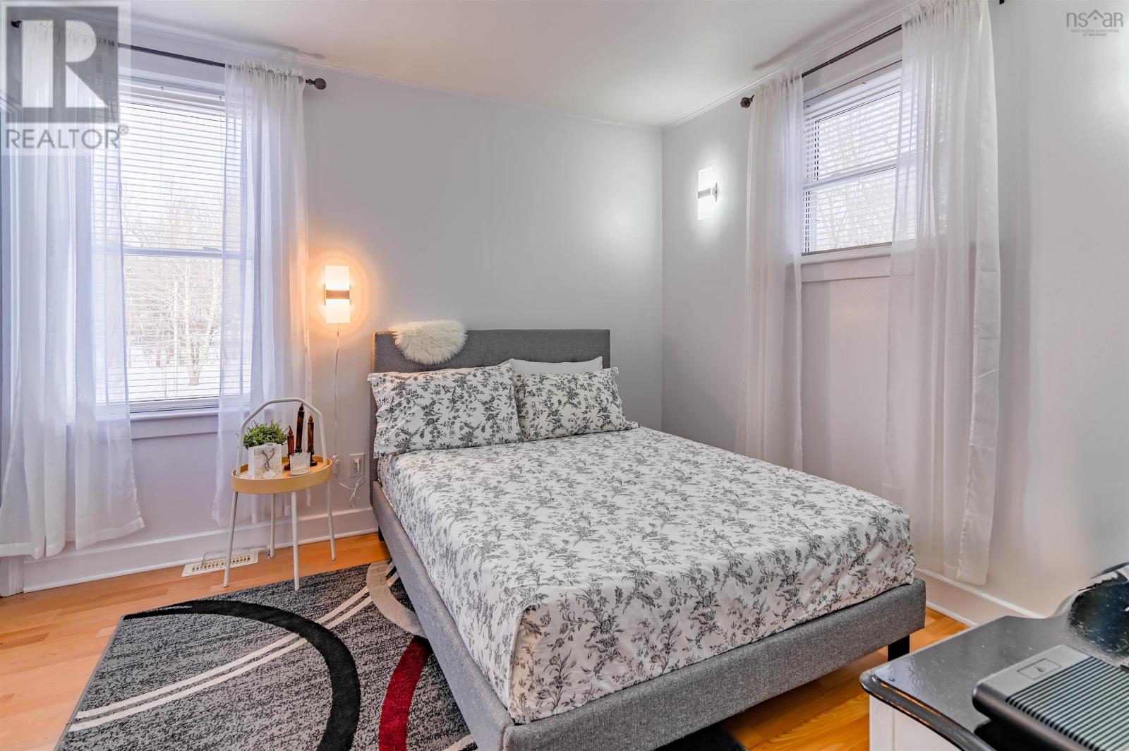 Property 23 of 41 of 201 Main Street