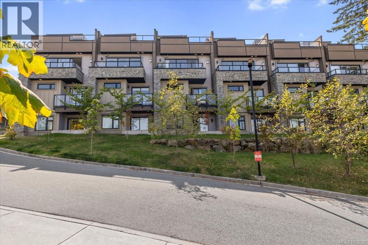 102 5711 Vanderneuk Rd, Nanaimo