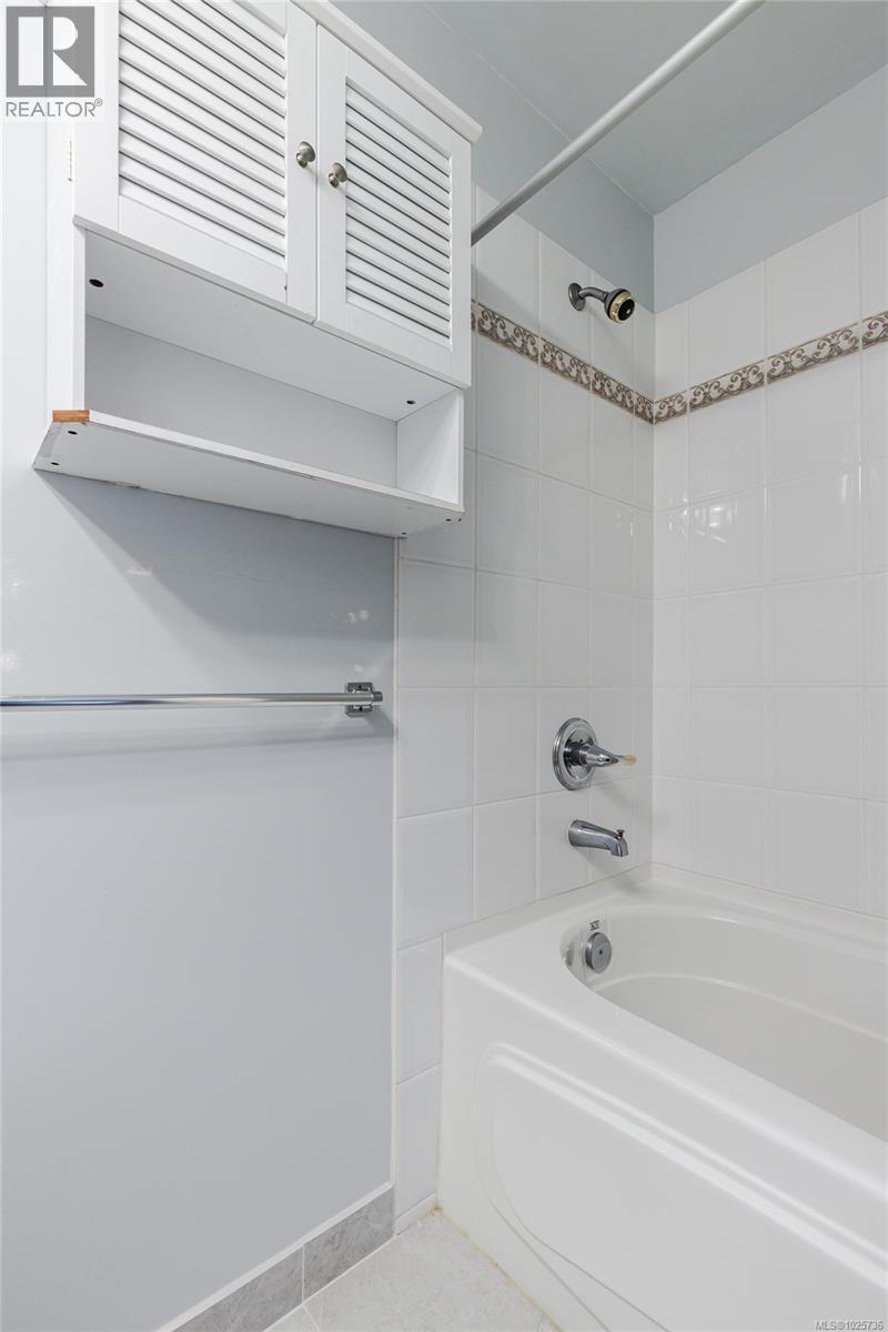 #113 5650 Edgewater Lane - 17
