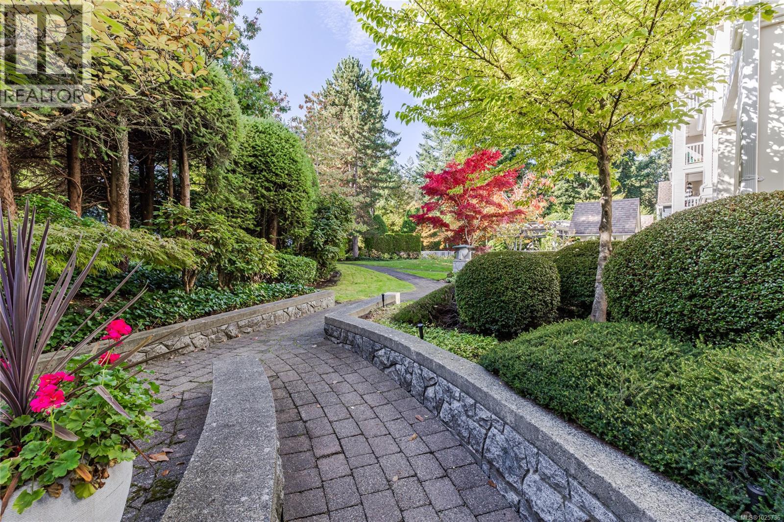 #113 5650 Edgewater Lane - 25