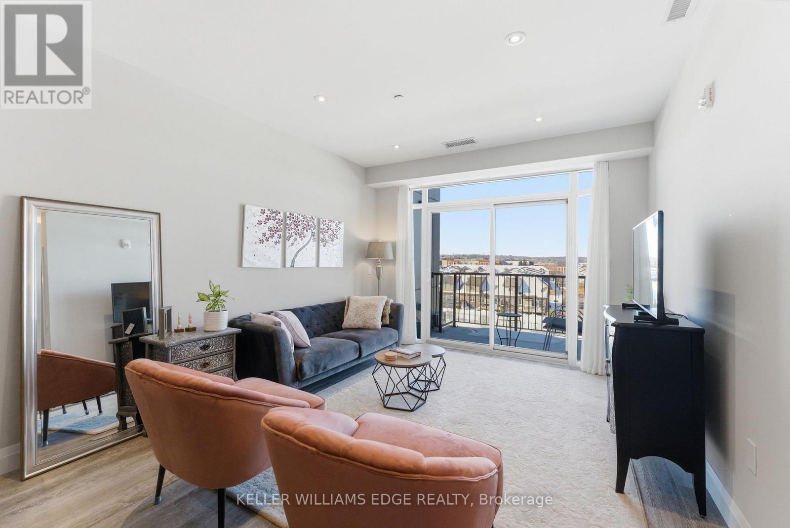 Single Family House for Sale in    REDFERN AVENUE Hamilton (Mountview) 