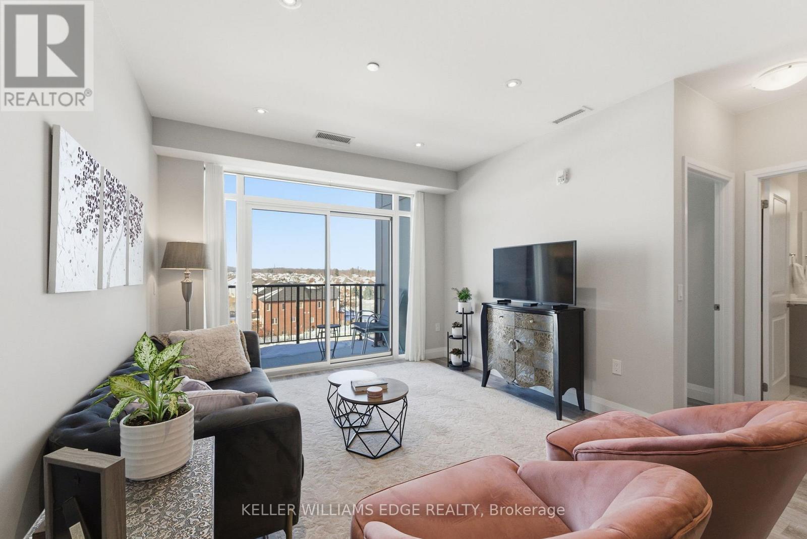 Single Family House for Sale in    REDFERN AVENUE Hamilton (Mountview) 