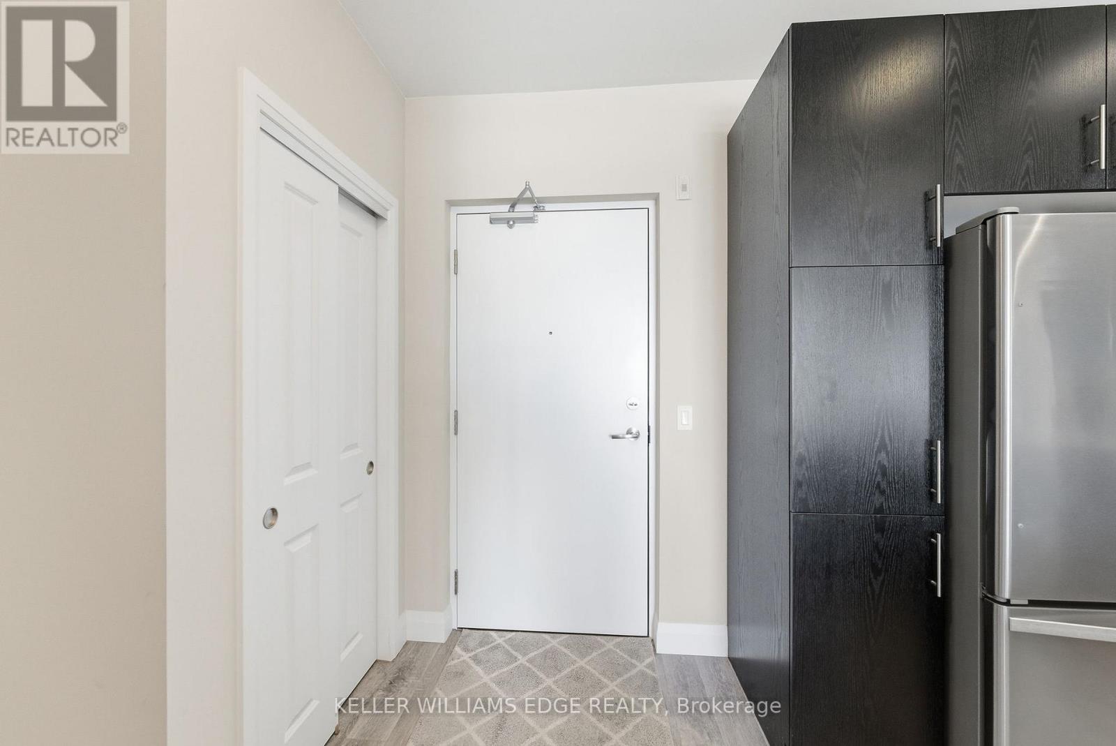 Single Family House for Sale in    REDFERN AVENUE Hamilton (Mountview) 