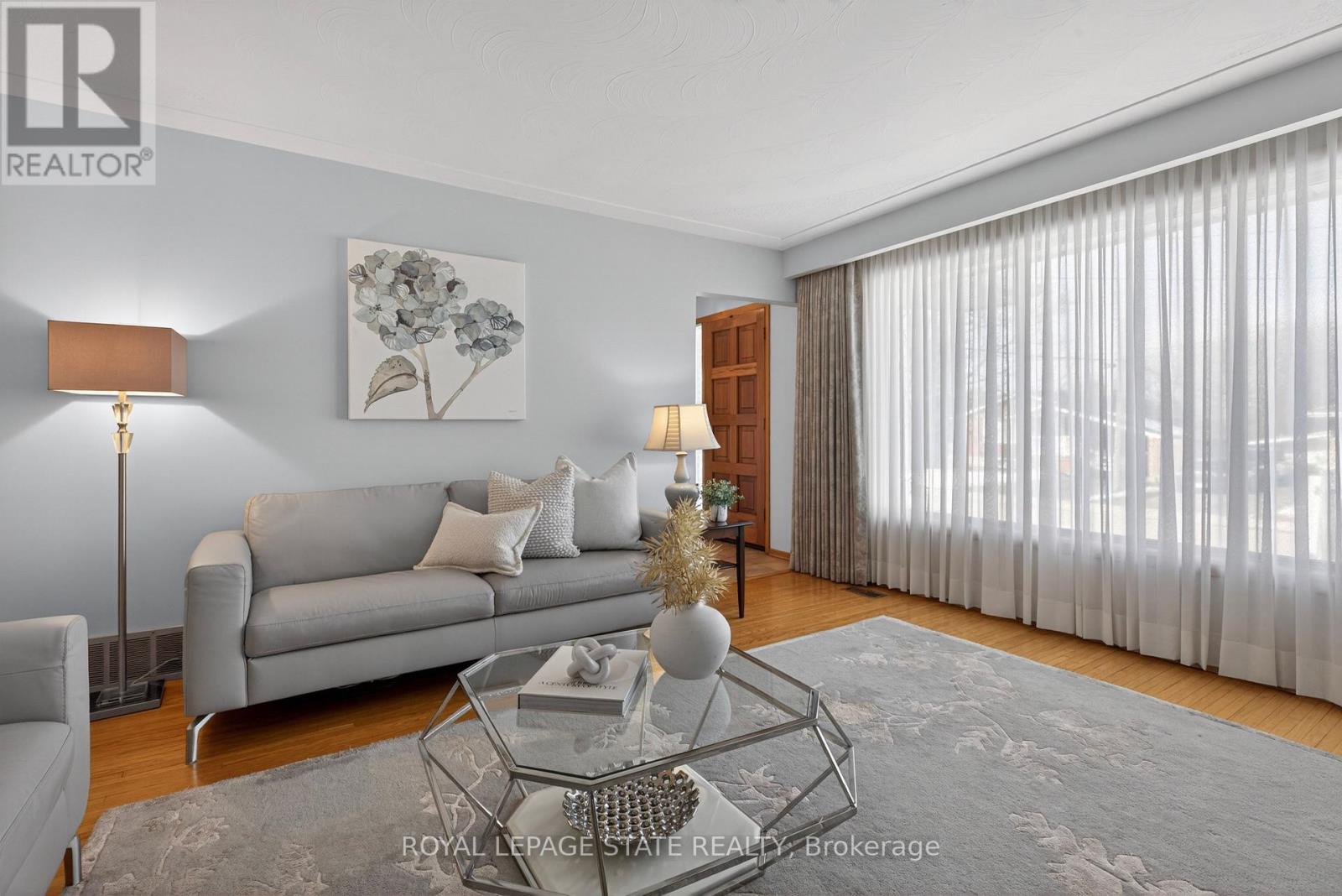 624 SEVENTH AVENUE - Photo 5 of 45, Hamilton (Macassa), Ontario