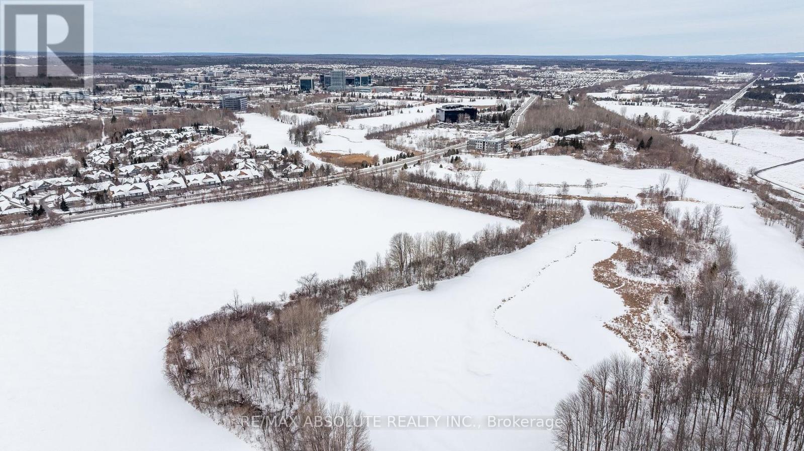 SOOO close to the Marshes Golf Club