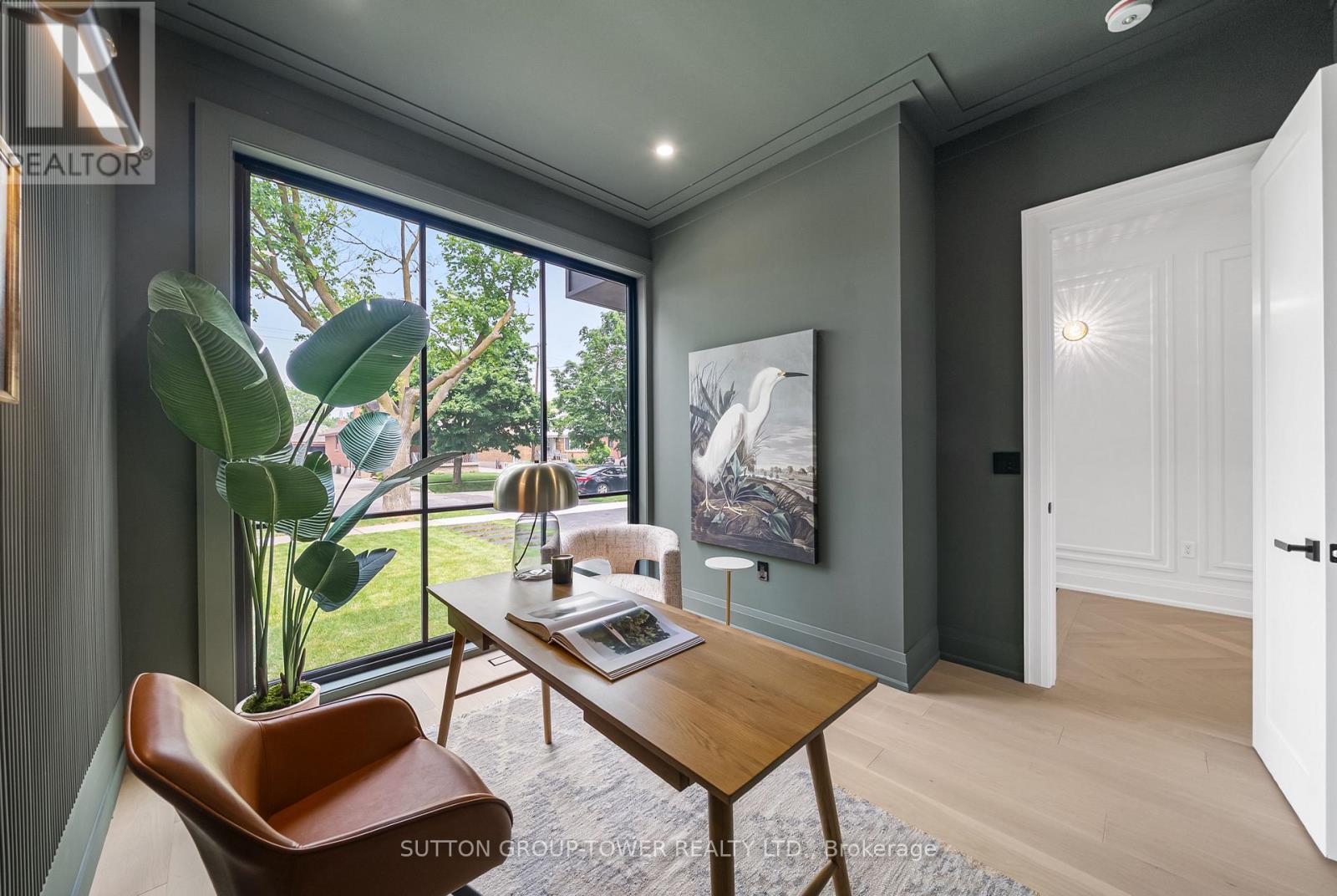 121 EDGECROFT ROAD - 4