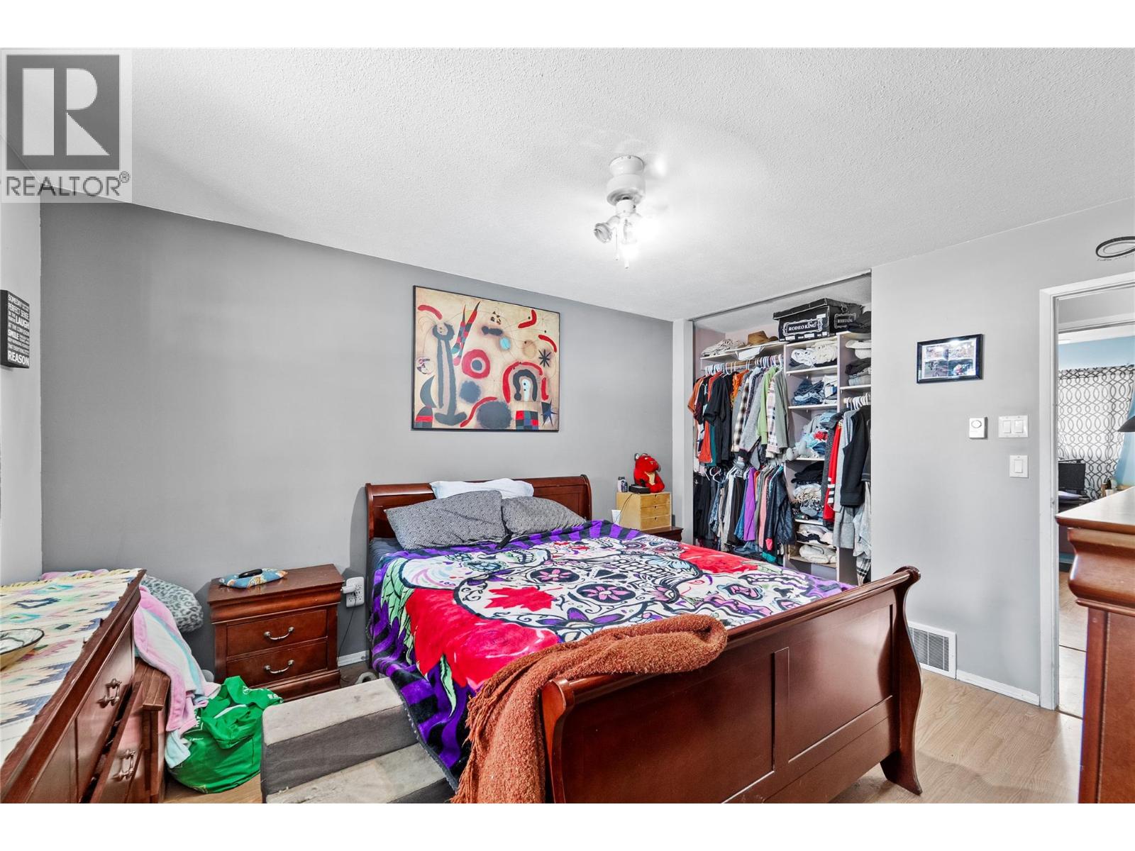 419 DODDING Avenue, Merritt