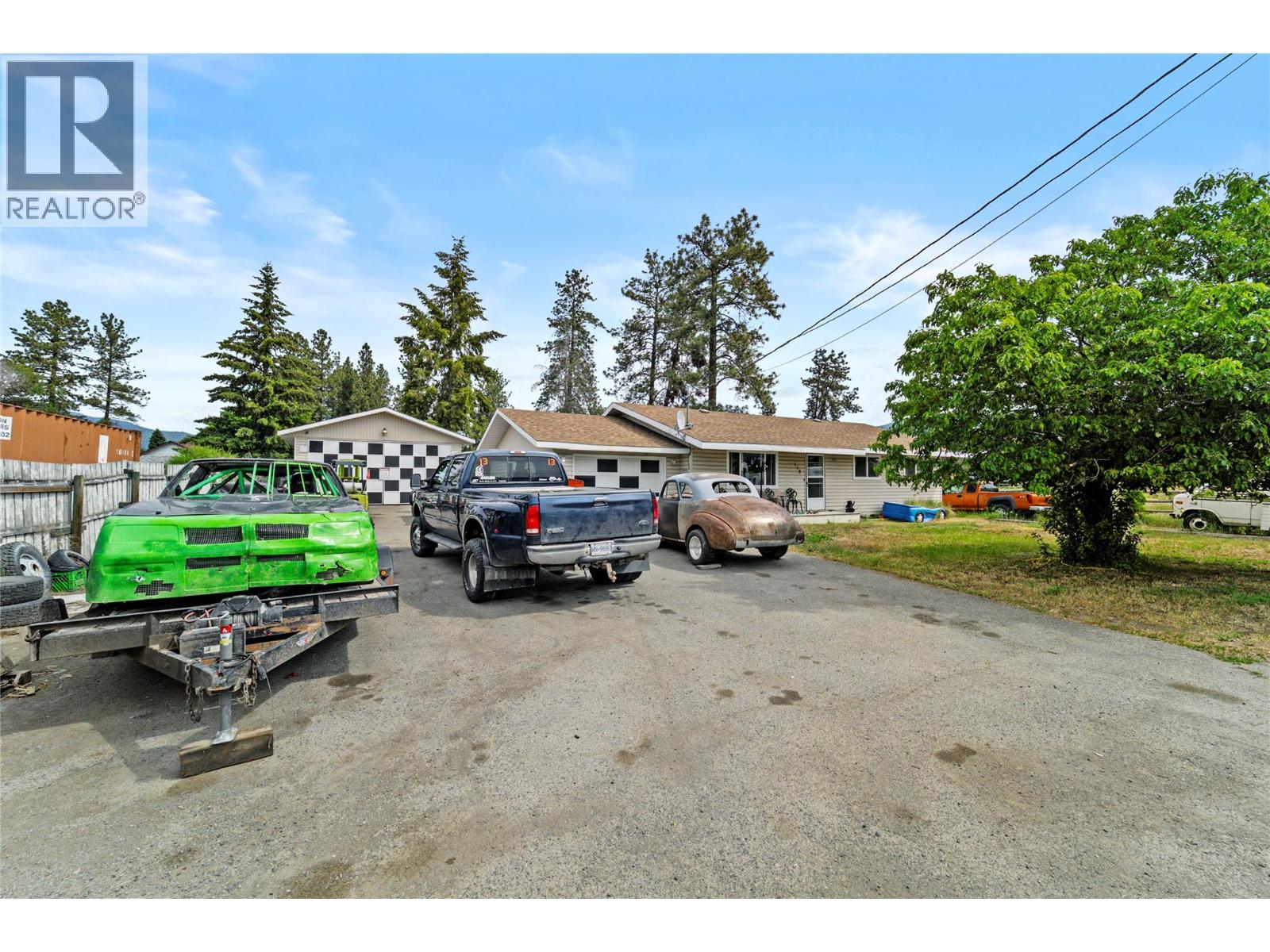 419 DODDING Avenue, Merritt