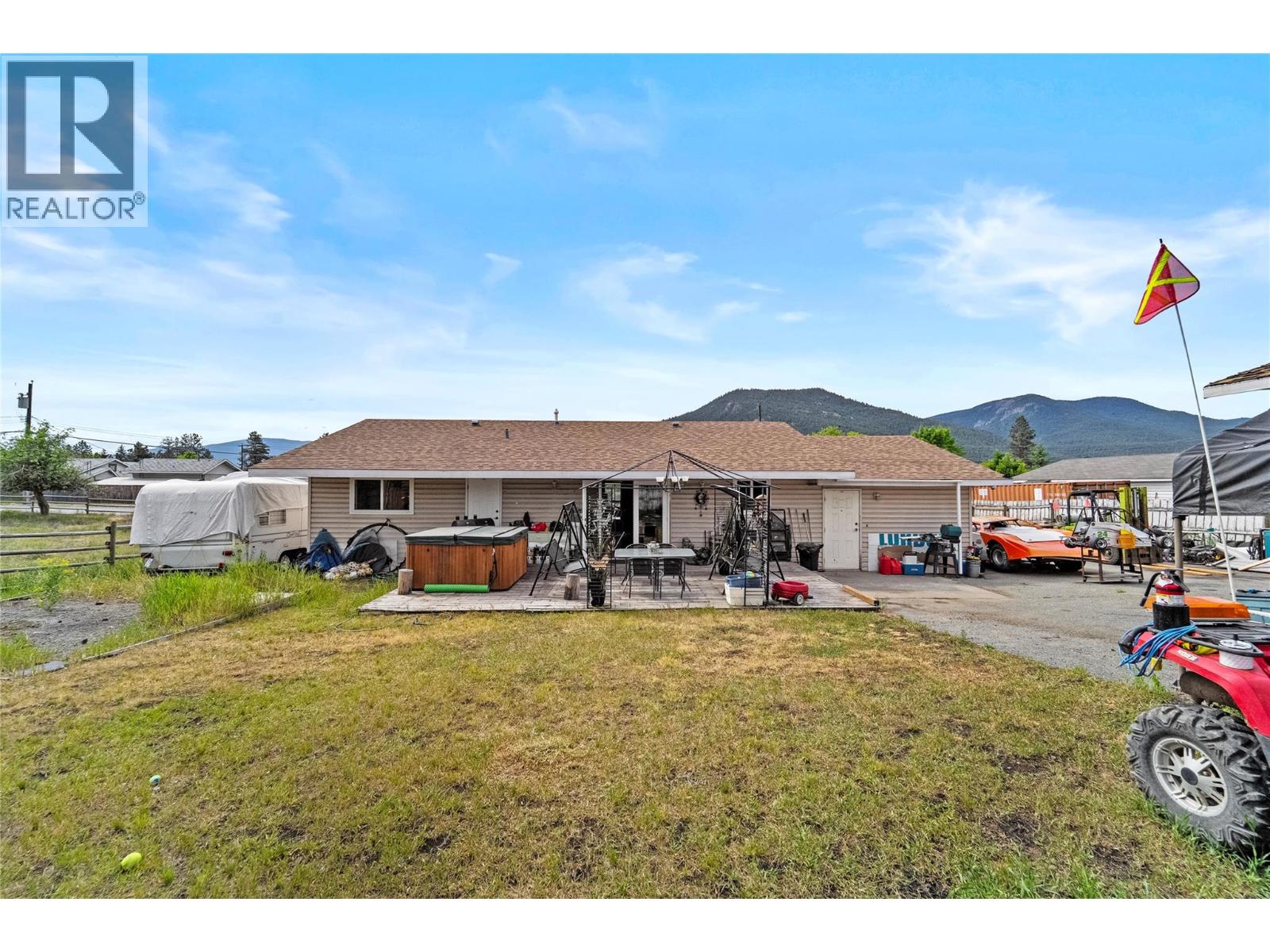 419 DODDING Avenue, Merritt