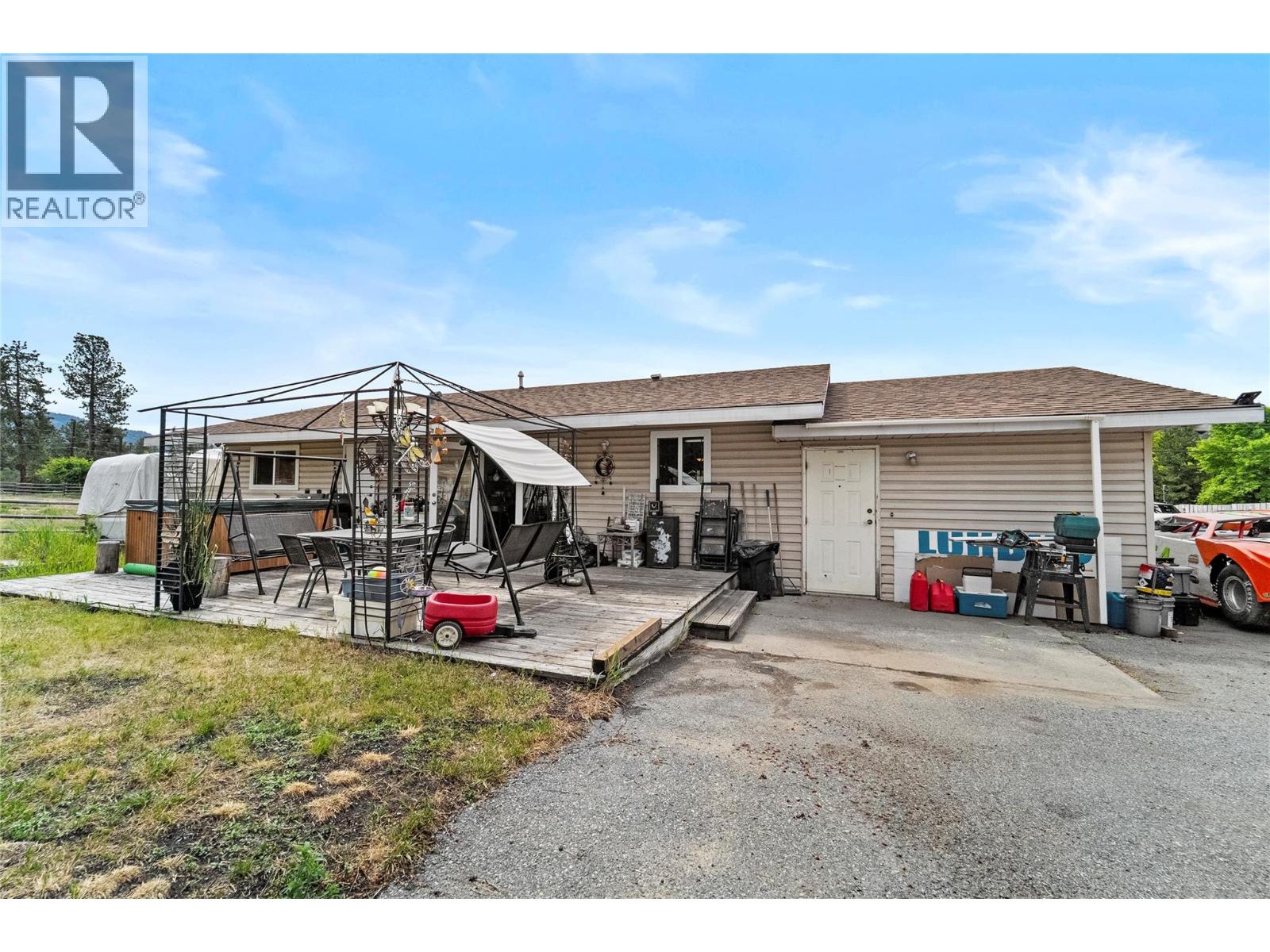 419 DODDING Avenue, Merritt