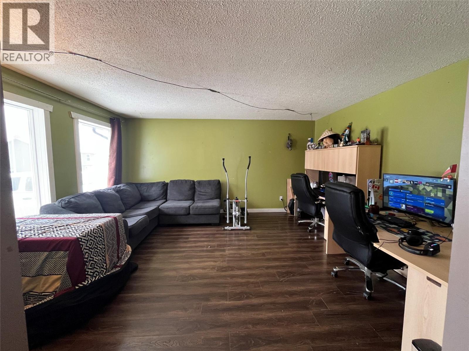 108 Hambrook Lane, Tumbler Ridge