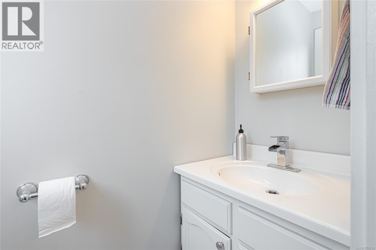 1117 Clarke Rd, Central Saanich