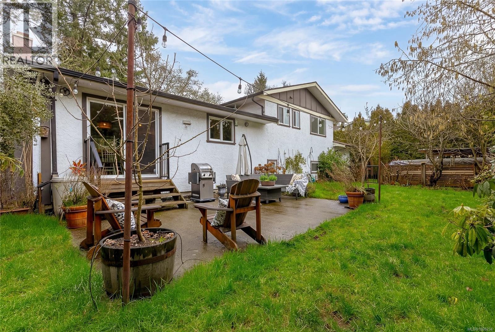 1117 Clarke Rd, Central Saanich