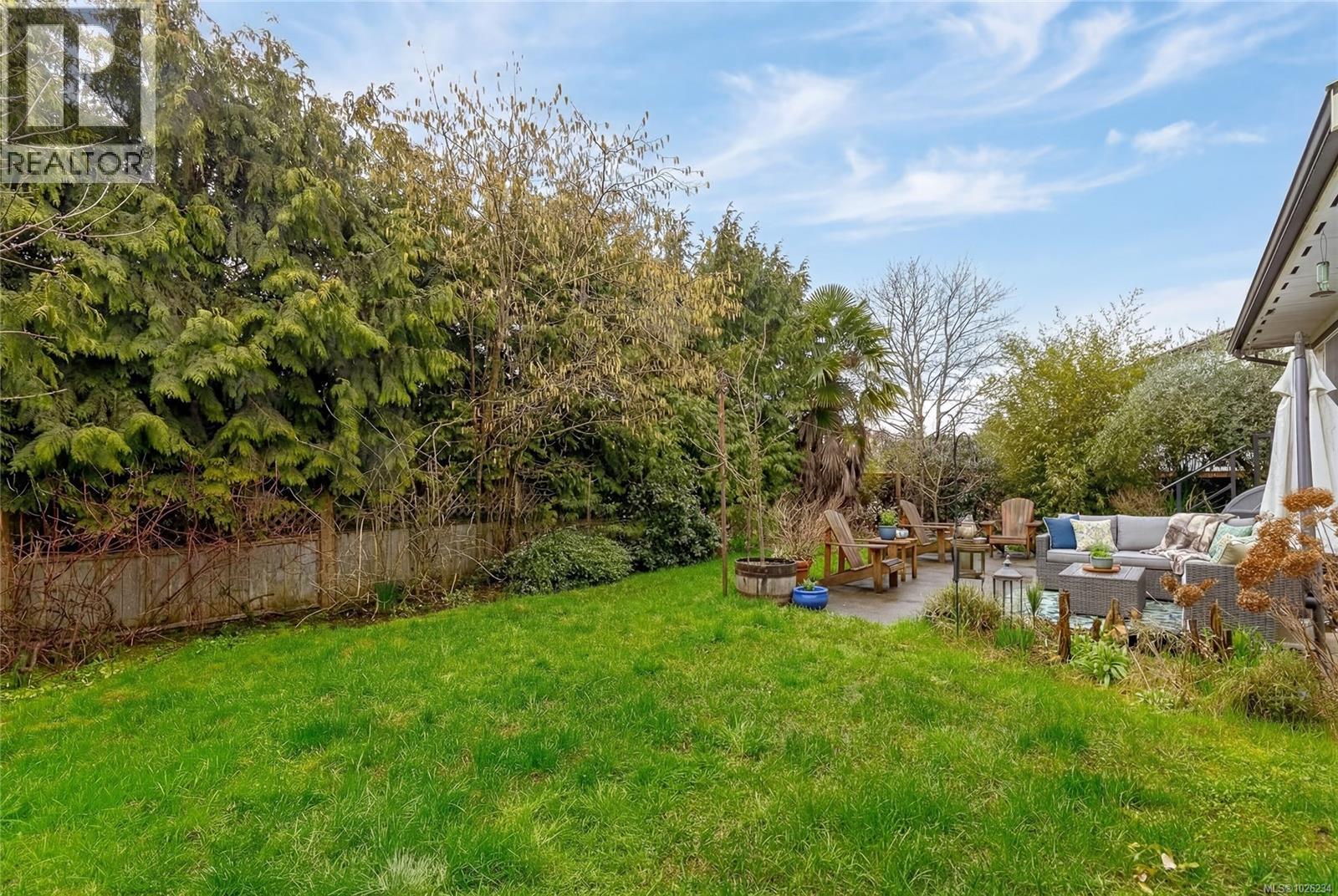 1117 Clarke Rd, Central Saanich