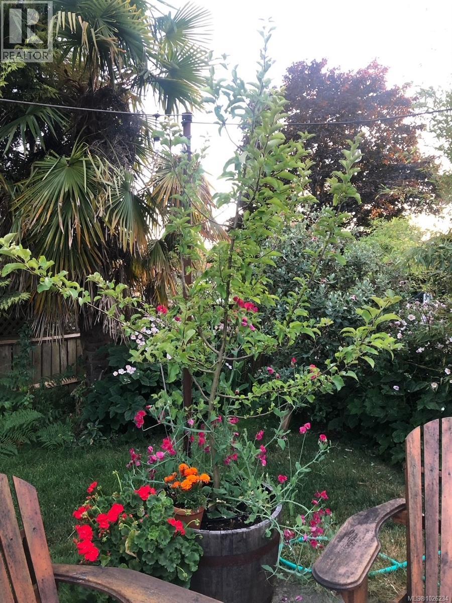 1117 Clarke Rd, Central Saanich