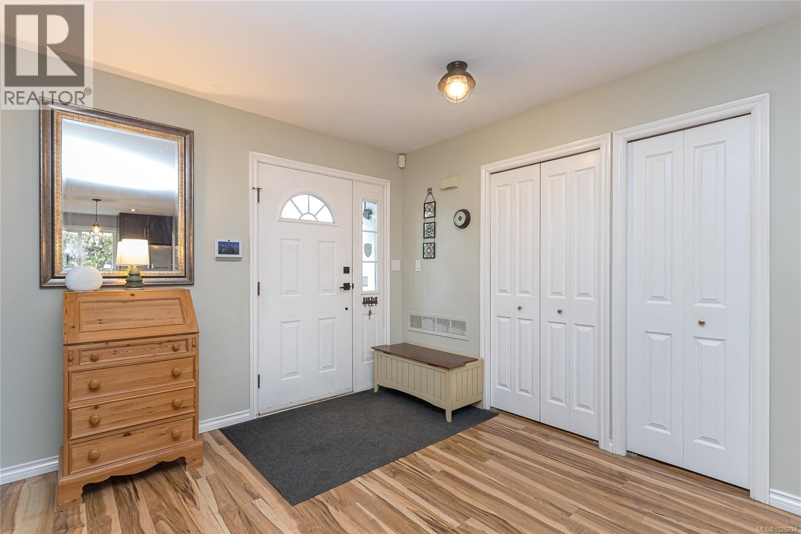 1117 Clarke Rd, Central Saanich