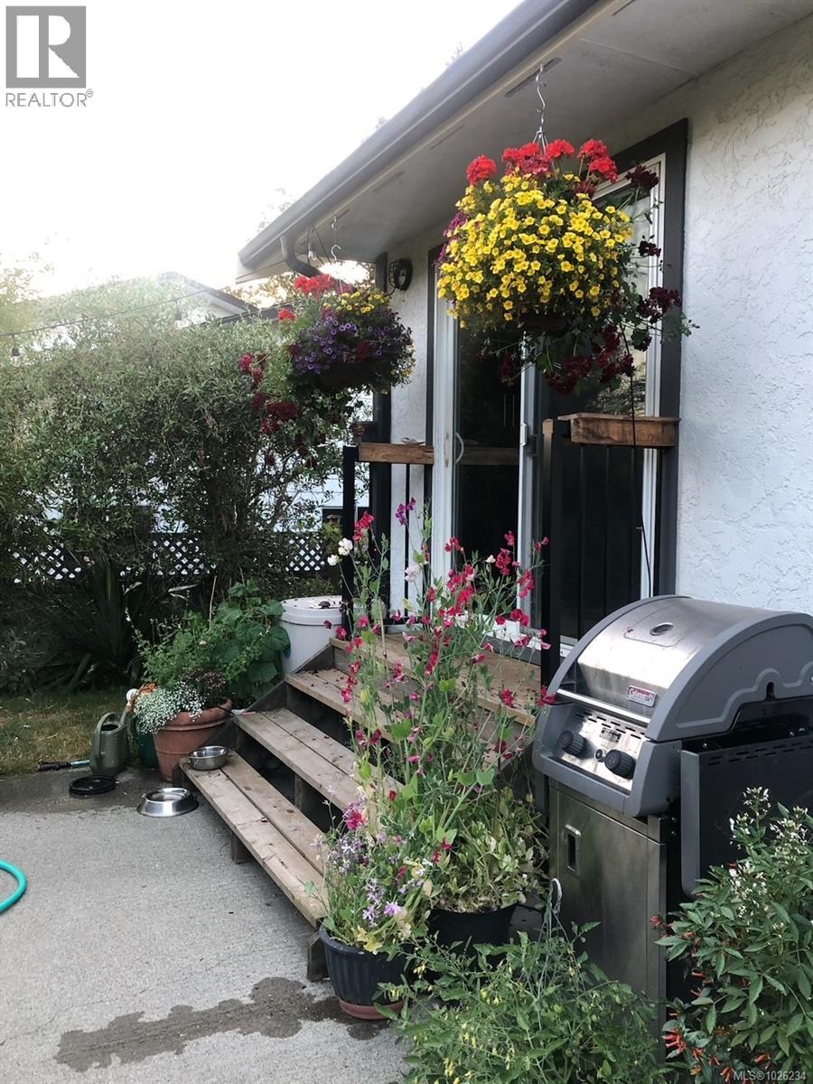 1117 Clarke Rd, Central Saanich