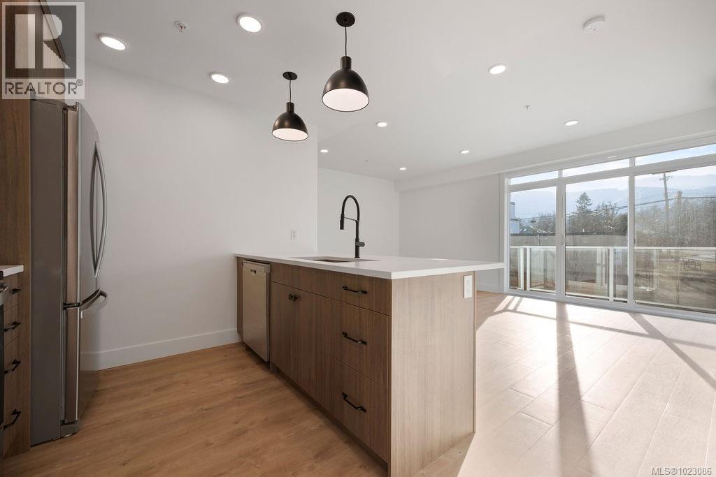 #205 201 Dogwood Dr - 11