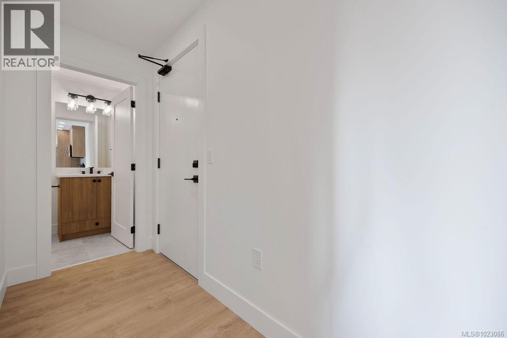 #205 201 Dogwood Dr - 18