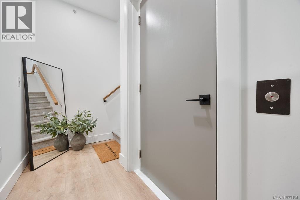 #502 201 Dogwood Dr - 27