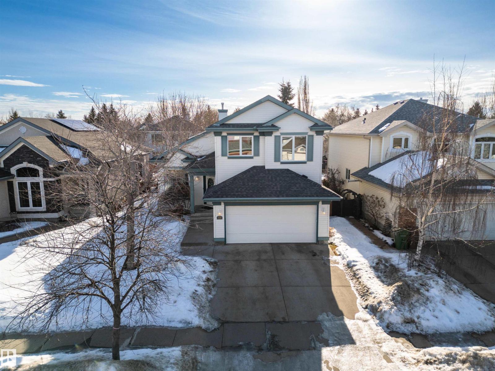 16 DESEVIGNY PL, St. Albert