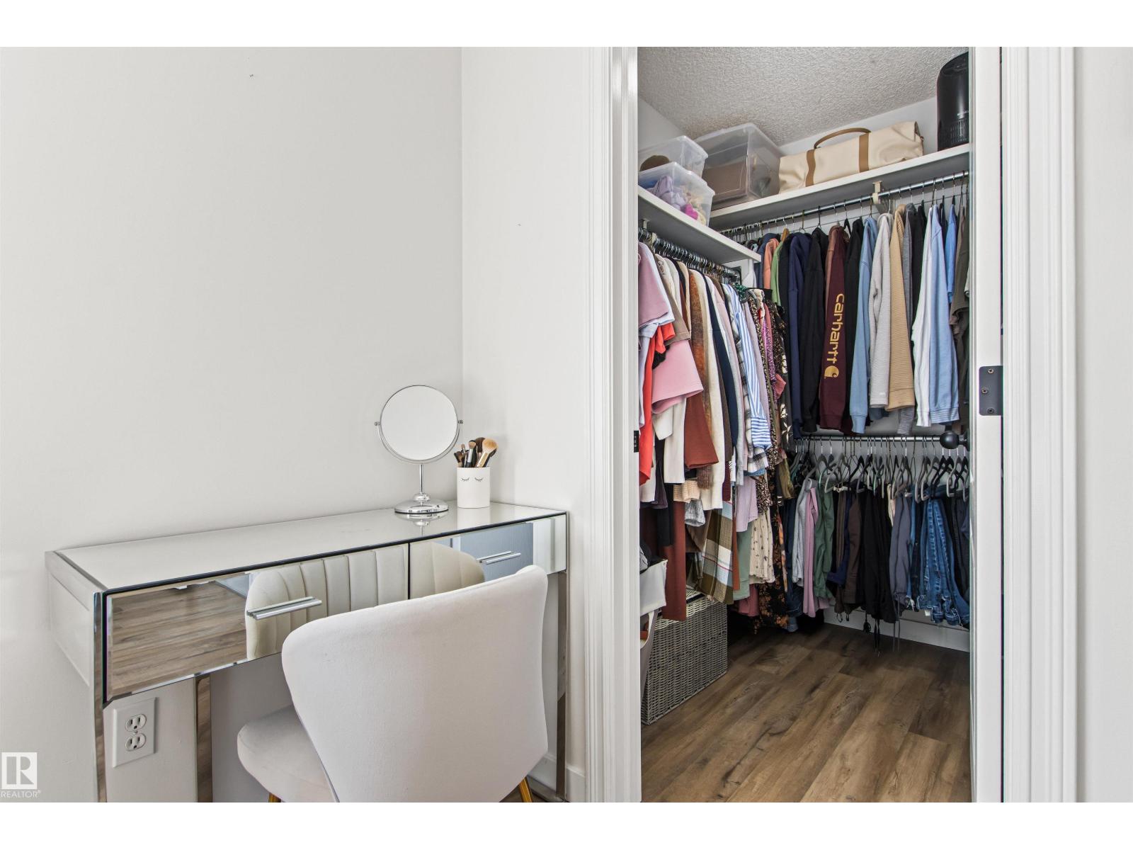 16 DESEVIGNY PL, St. Albert