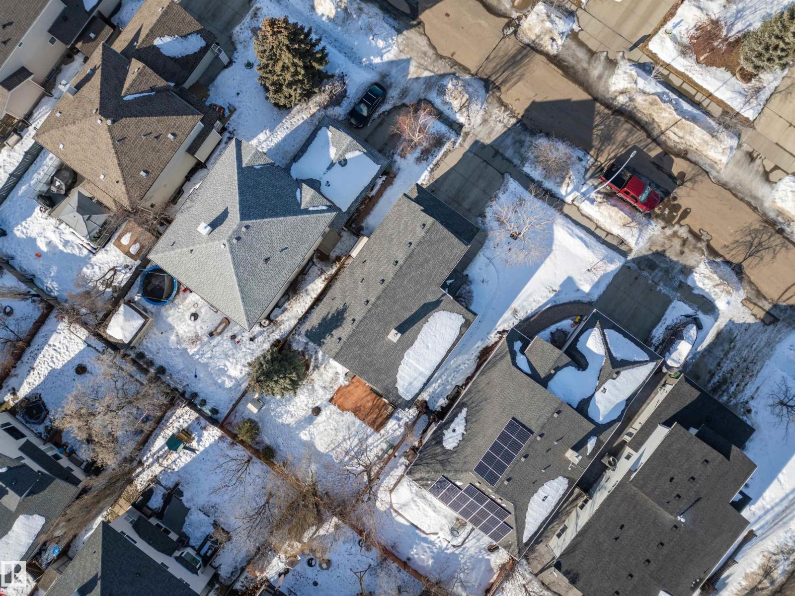 16 DESEVIGNY PL, St. Albert