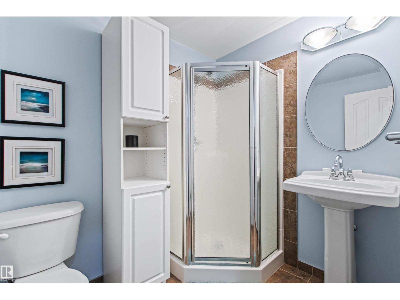 16 DESEVIGNY PL, St. Albert