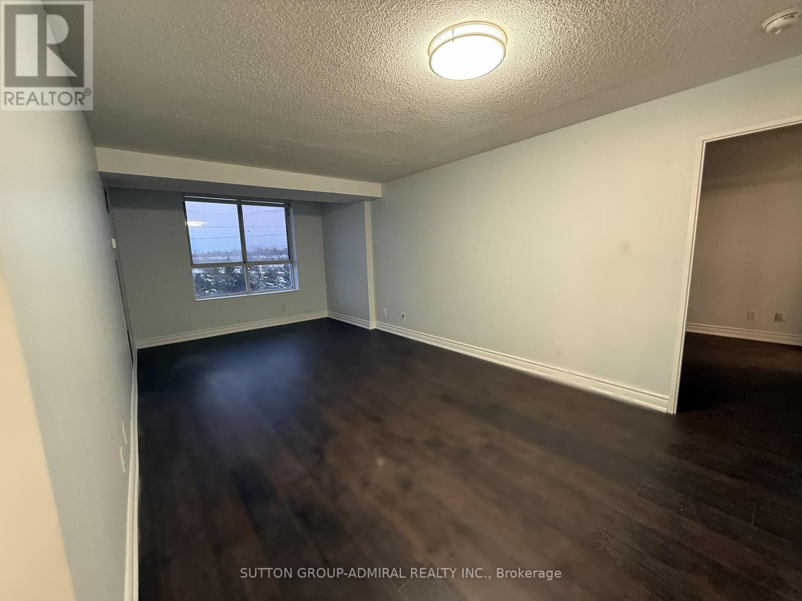 511 - 330 MCCOWAN ROAD - Photo 3 of 15, Toronto (Eglinton East), Ontario