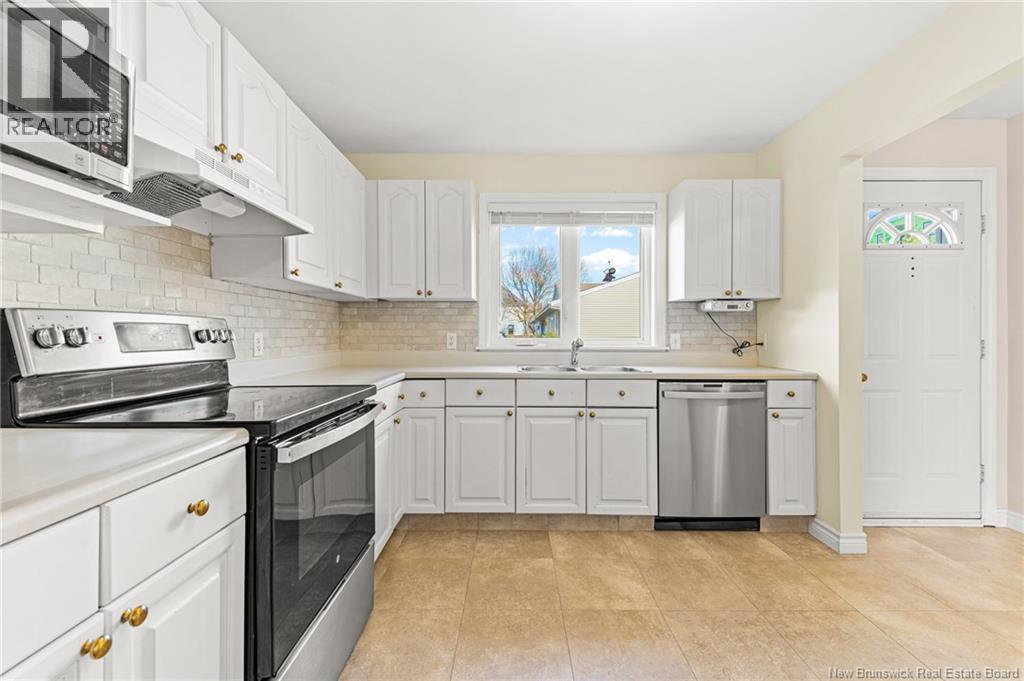 #111 208 VIRGINIA - 7