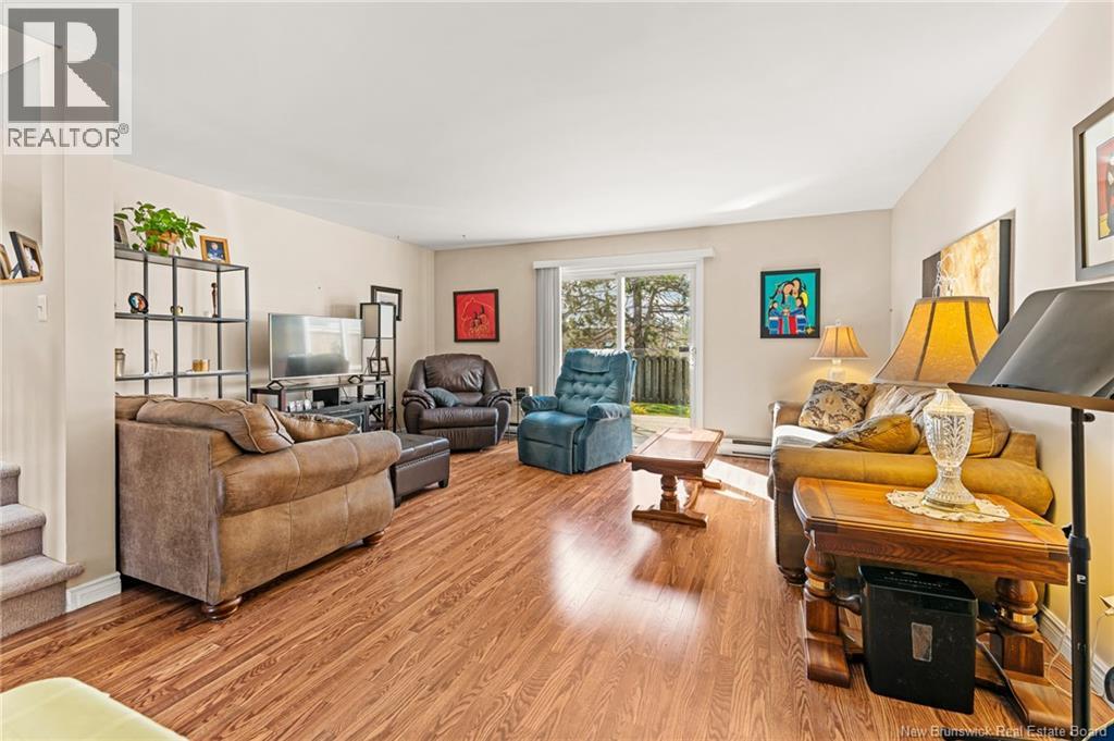 #111 208 VIRGINIA - 22