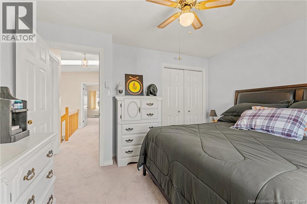 #111 208 VIRGINIA - 35